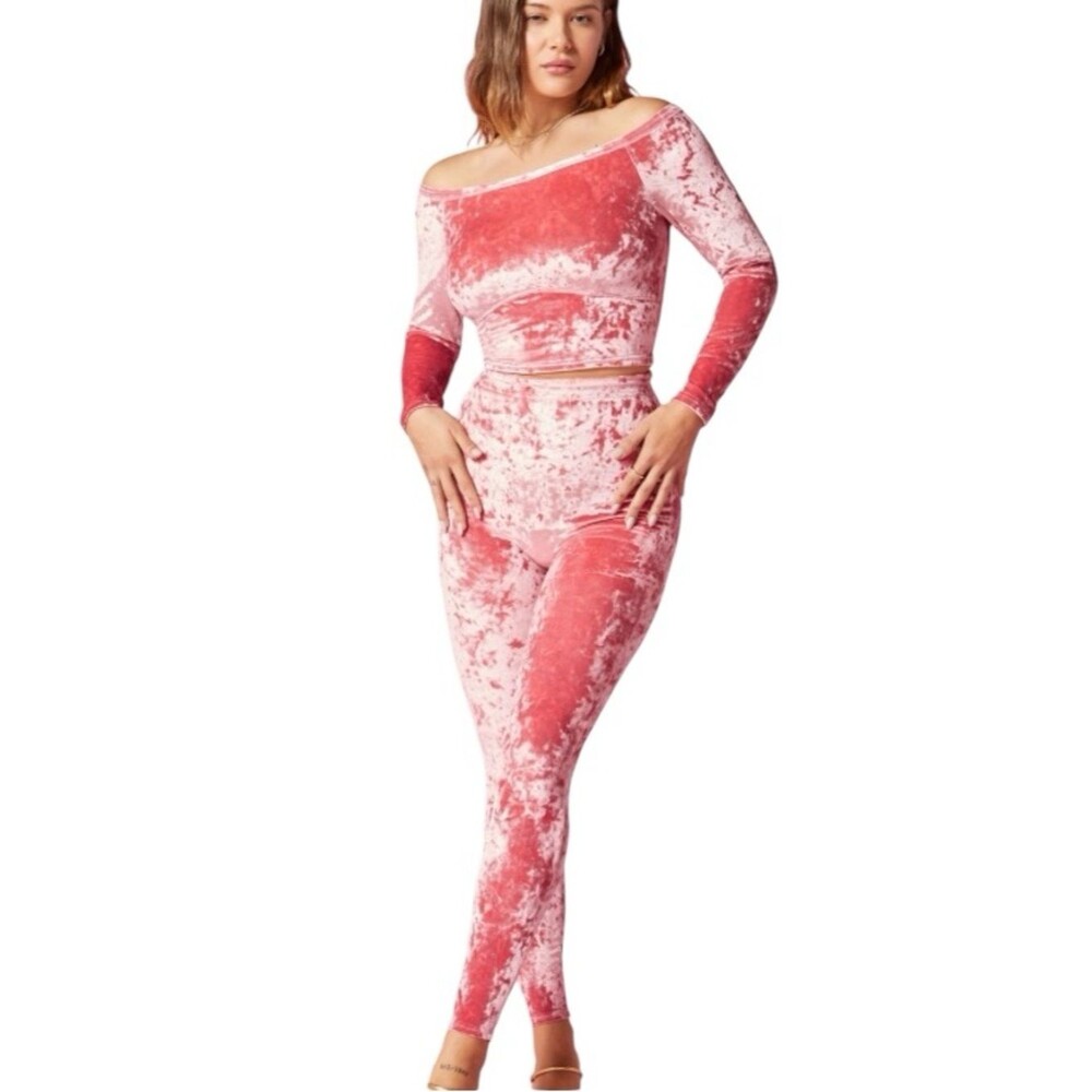 YITTY By FABLETICS Shaping Top and High Waisted Plusshy Leggings colab w/ Lizzo